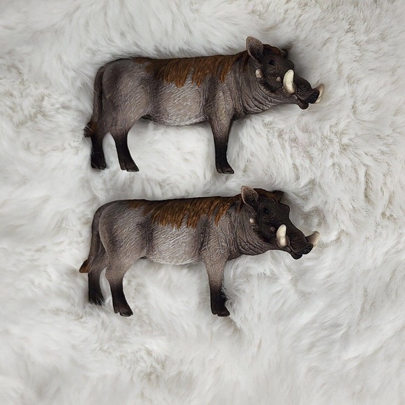 Warthog Sow Schleich #14613 Wild Animal Toy Figurine Toy Animal Vintage Set Of 2 - Picture 3 of 4